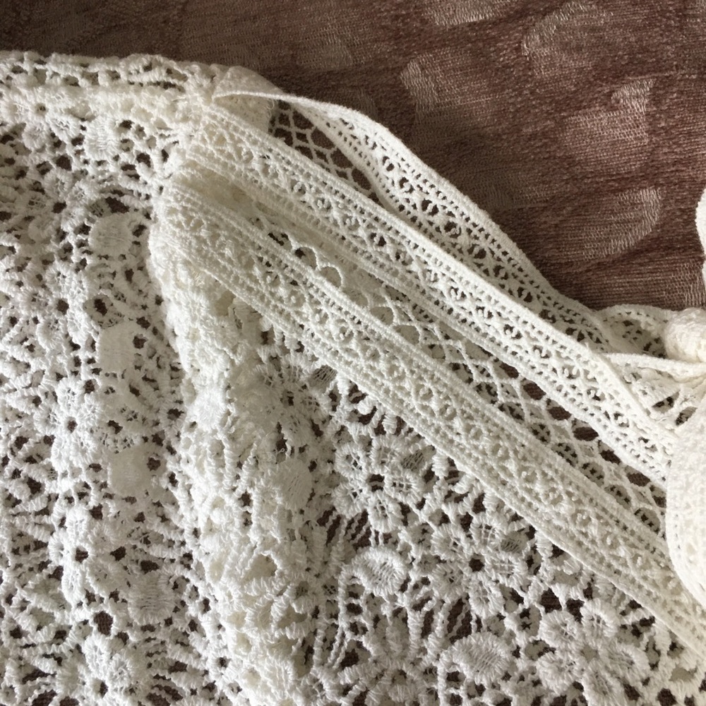 Lace Top - Picture 6 of 9